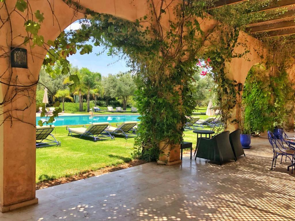 Villa Marco Au Jardin Des Senteurs El Ain Exterior foto